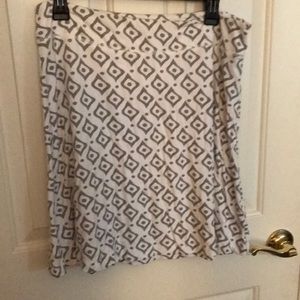 Fresh Produce Skirt Size Large 21” drop from waistband